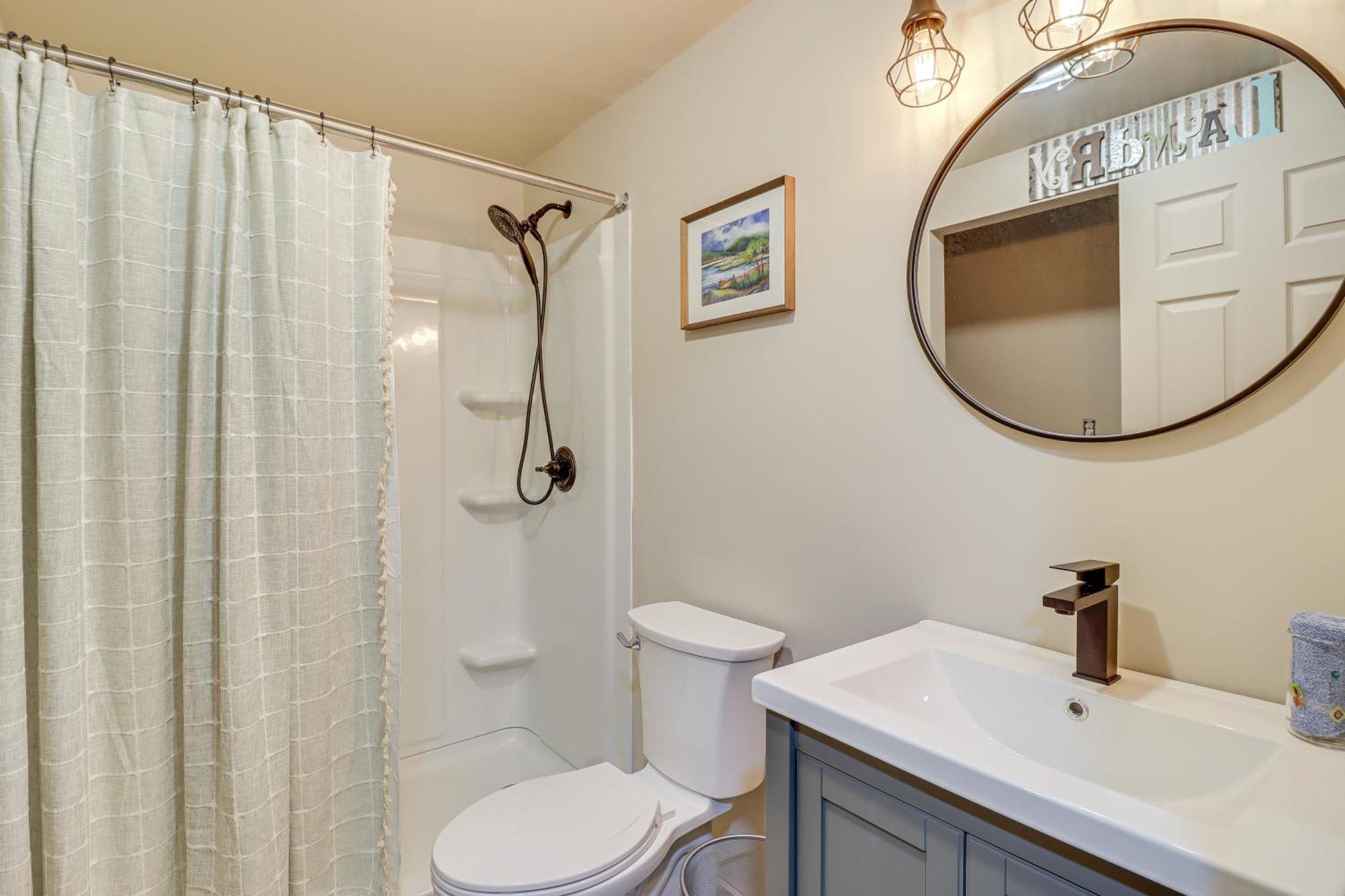 Quaint Jim Thorpe Cabin Retreat, Walk To Beach! Exterior photo