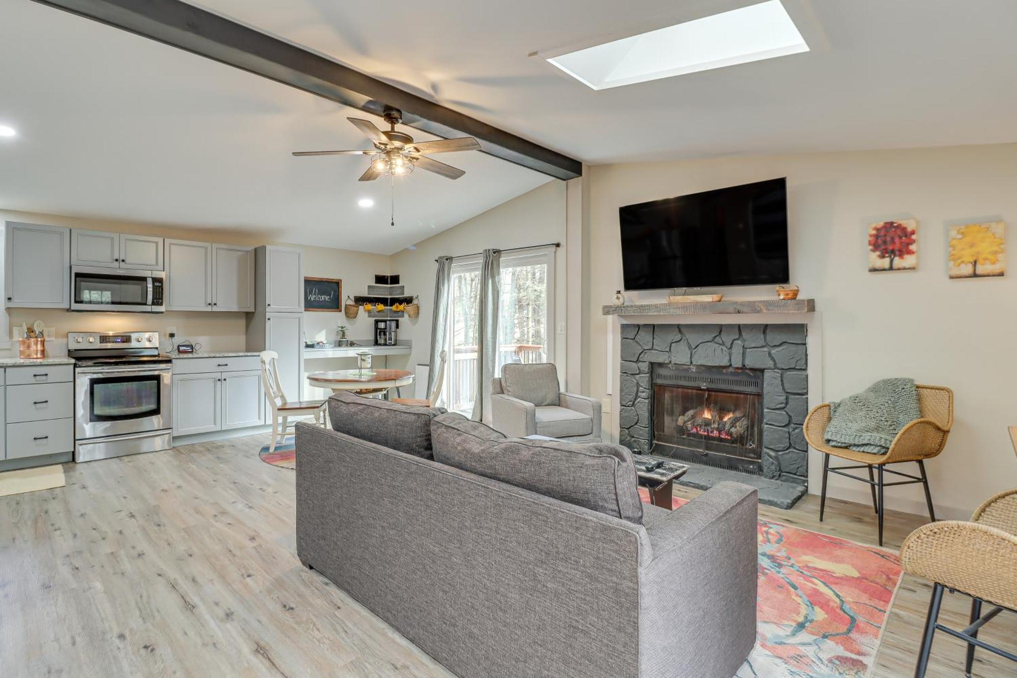 Quaint Jim Thorpe Cabin Retreat, Walk To Beach! Exterior photo