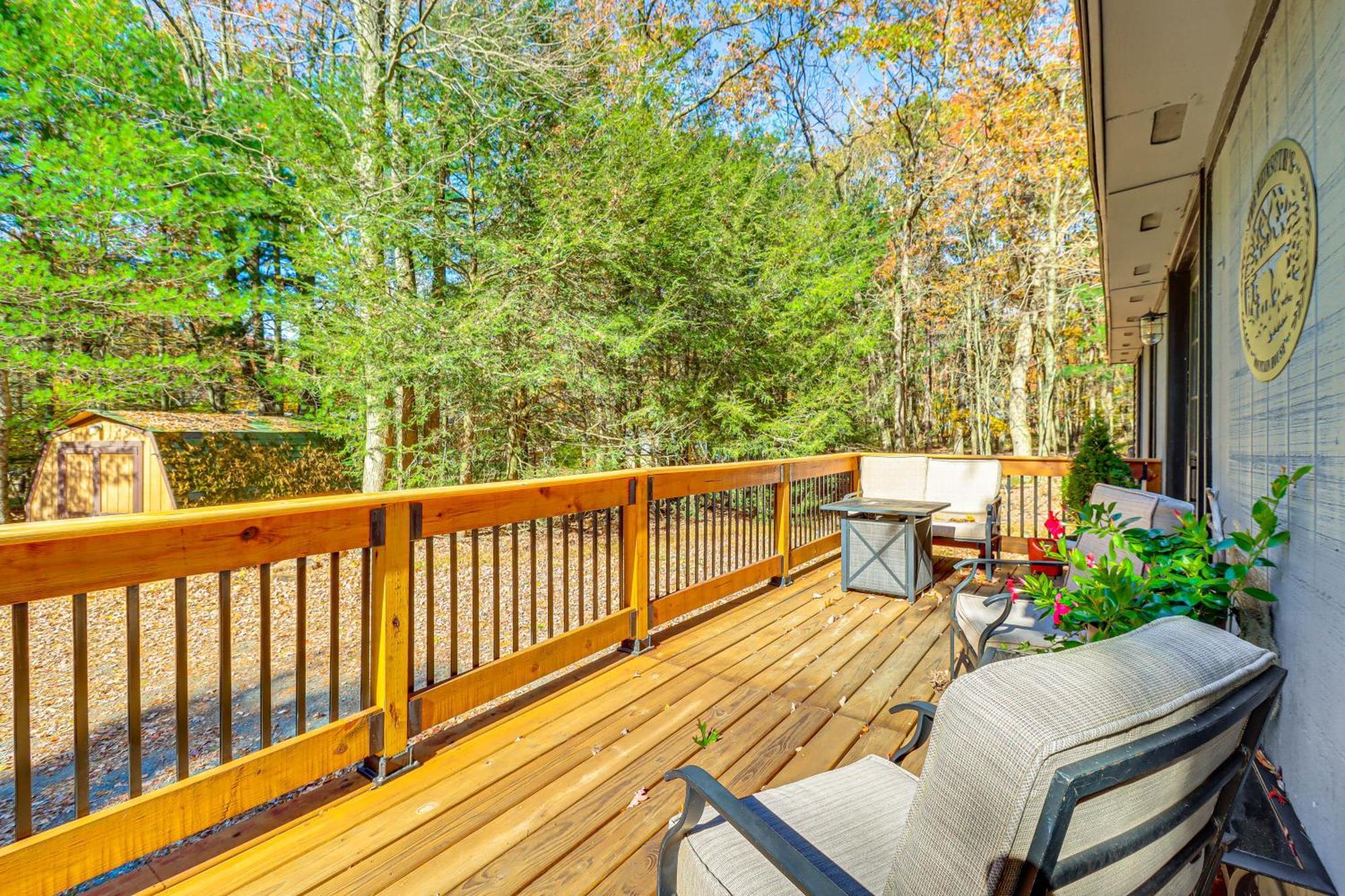 Quaint Jim Thorpe Cabin Retreat, Walk To Beach! Exterior photo