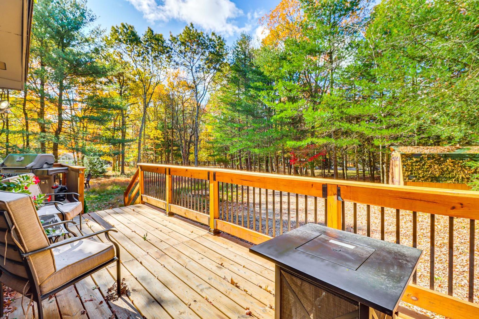 Quaint Jim Thorpe Cabin Retreat, Walk To Beach! Exterior photo